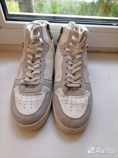 Кроссовки женские 38 размер