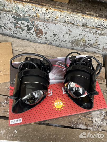 Лазерный противотуманные фары на УАЗ Патриот-Лада