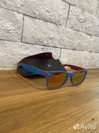 Солнечные очки ray ban