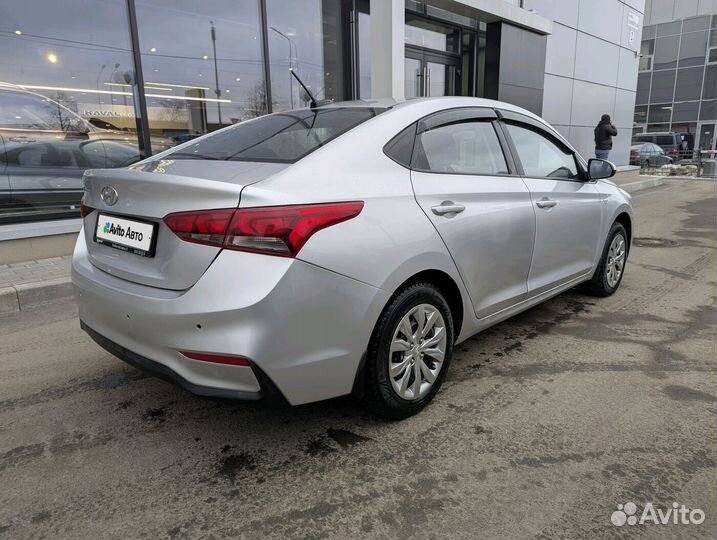 Hyundai Solaris 1.4 AT, 2017, 118 182 км