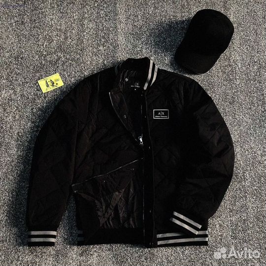 Бомбер Armani Exchange: идеальный выбор
