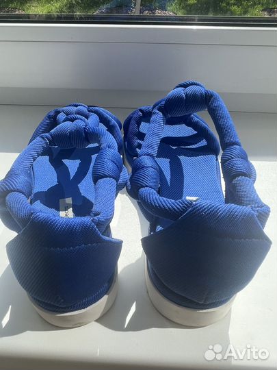 Босоножки Calvin Klein 38