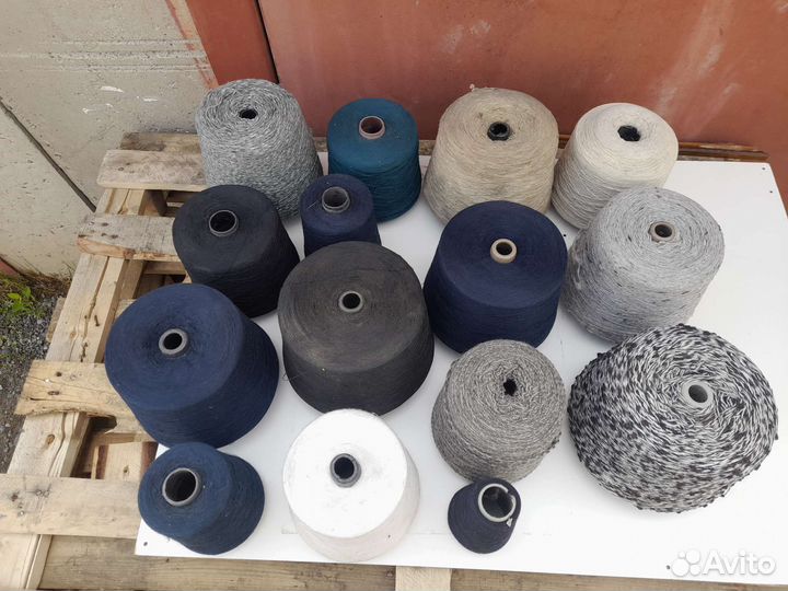 Нитки для шитья и вязания в бухтах