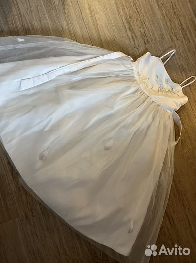 Платье нарядное р 140