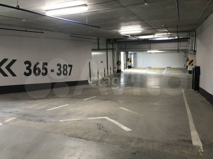 Машиноместо, 16 м²