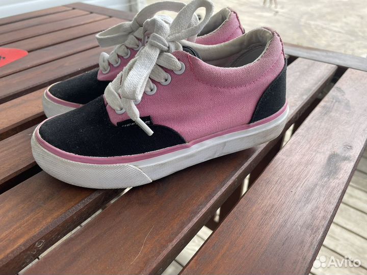 Heelys, Хилисы, кеды, ролики