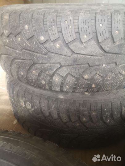 R17 Nokian Tyres Hakkapeliitta 1 235/65, PCD 5x120 DIA 70