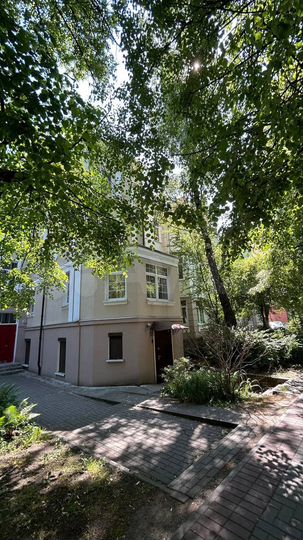 2-к. квартира, 51 м², 1/4 эт.