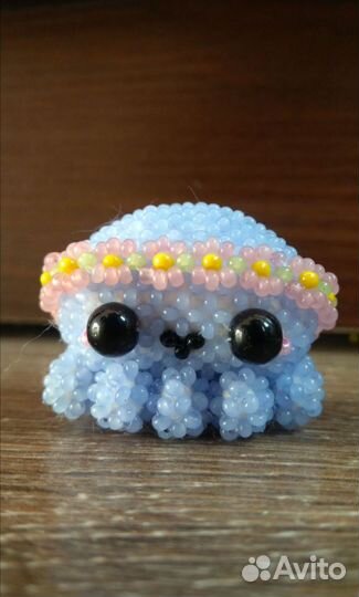 Разный изделия из бисера