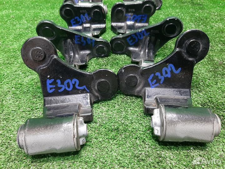 Петли дверей комплект Mercedes Benz C-Class W204