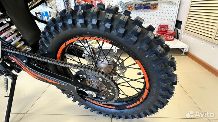 Мотоцикл Regulmoto ZR PR 300 4 valves 5 gear (черн