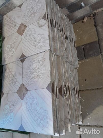 Керамическая плитка бу