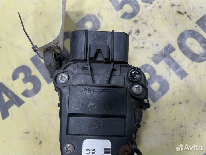 Педаль газа Ford Fusion