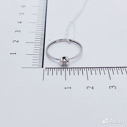 Золотое кольцо с камнем 16,5р