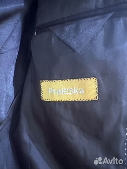 Школьный костюм