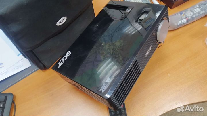 Проектор acer