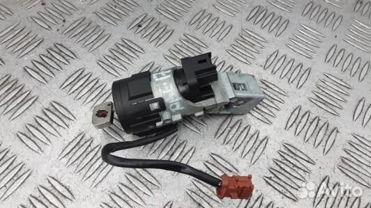 Замок зажигания peugeot 407 (DBE17J101)