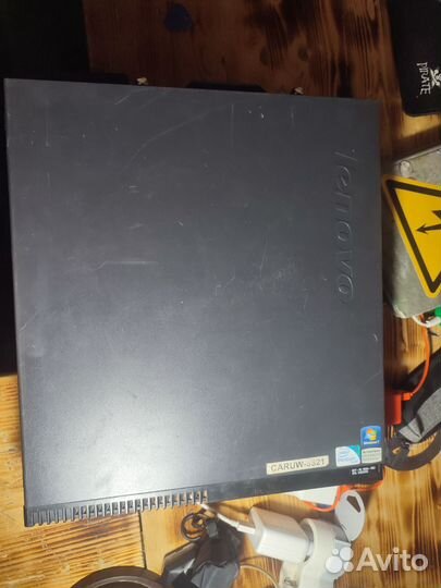 Lenovo thinkcentre системник