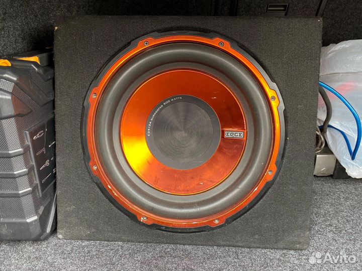 Активный сабвуфер