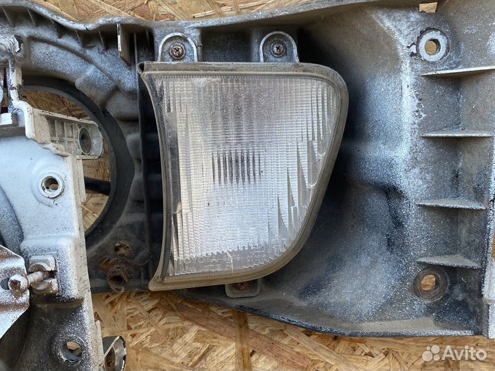 Фара противотуманная Toyota Town Ace CR27 28-79