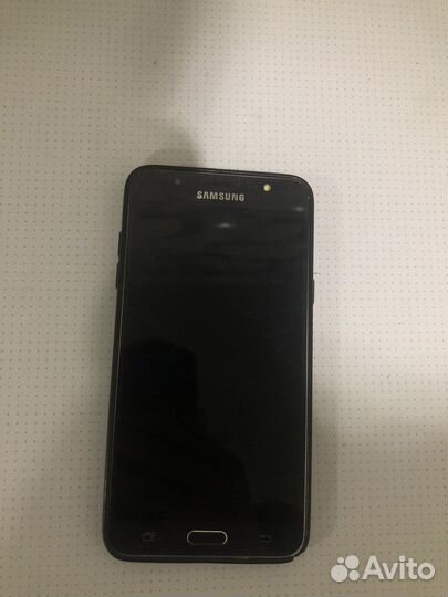Телефон Samsung galaxy j7