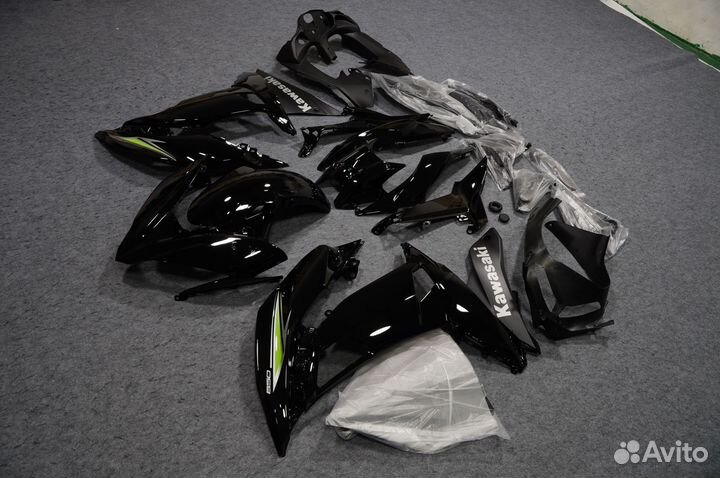 Комплект пластика на Kawasaki ninja 650 2017-2019