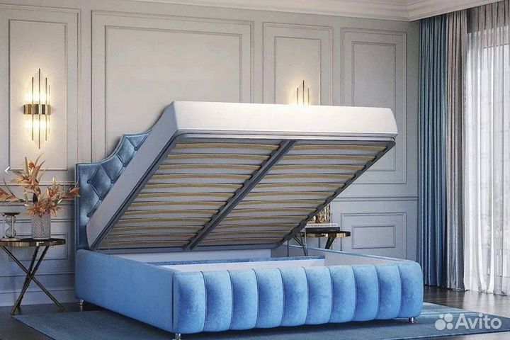 Кровать двуспальная с подъемным механизмом