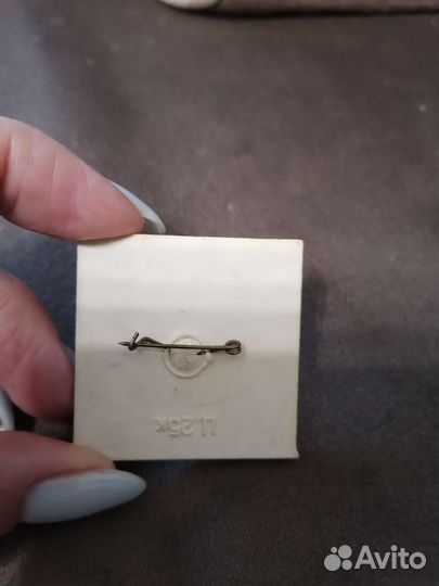 Голографический значок СССР