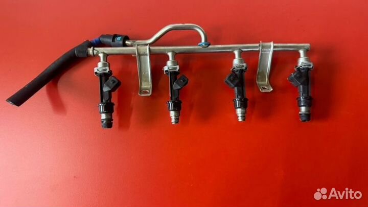 Форсунка топливная Opel Astra H 1.6 Z16XEP 2007