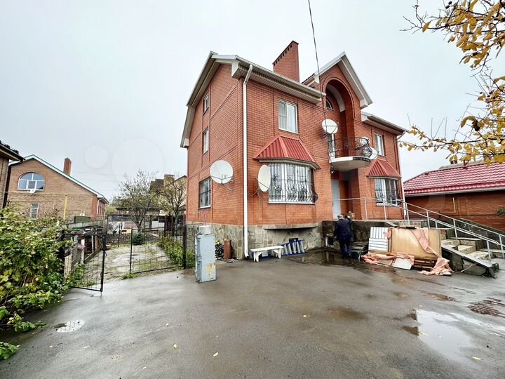 Дом 277 м² на участке 6 сот.