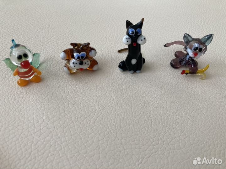 Статуэтки из стекла