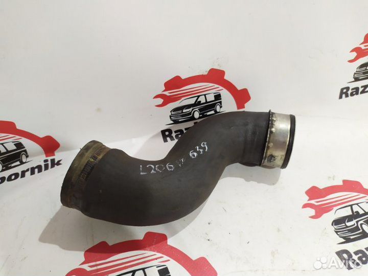 Патрубок интеркулера Mercedes Vito W639 2.1D 2006