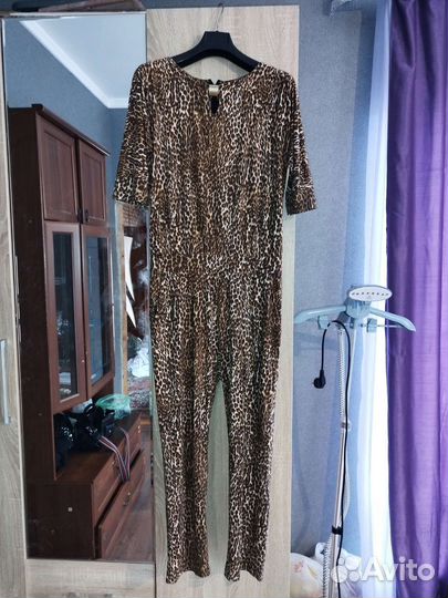 Комбинезон женский