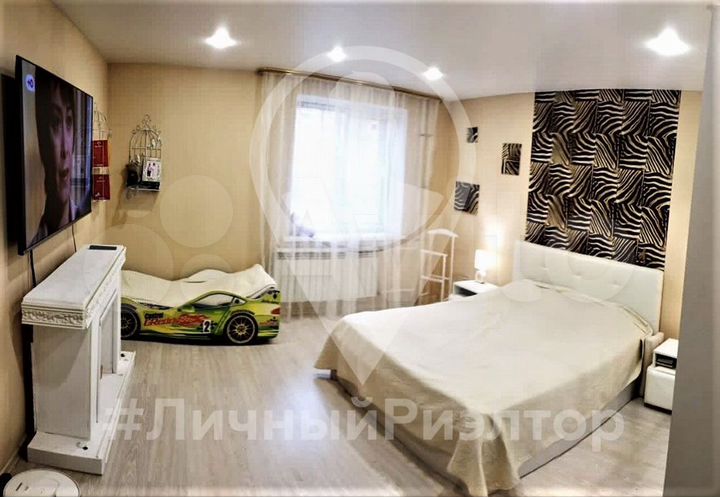 2-к. квартира, 65,7 м², 3/10 эт.