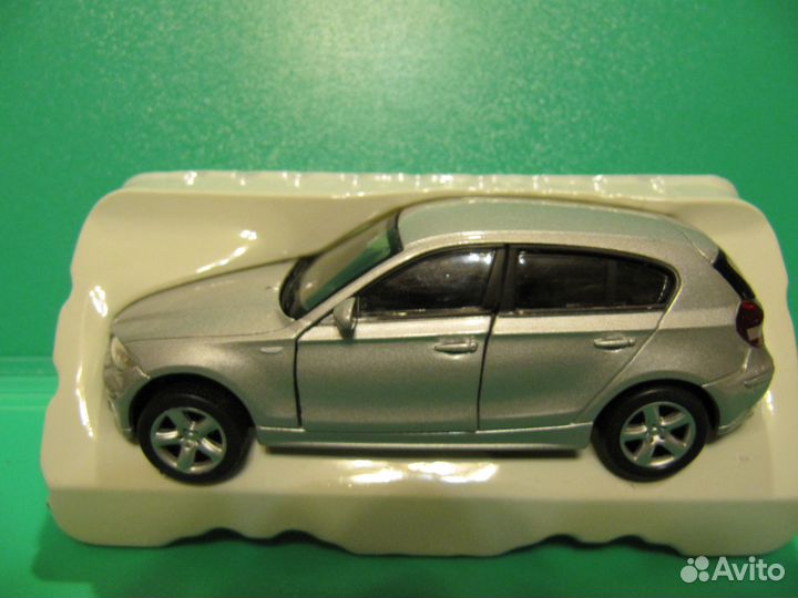 Модель бмв 120i Welly 1 38 новая