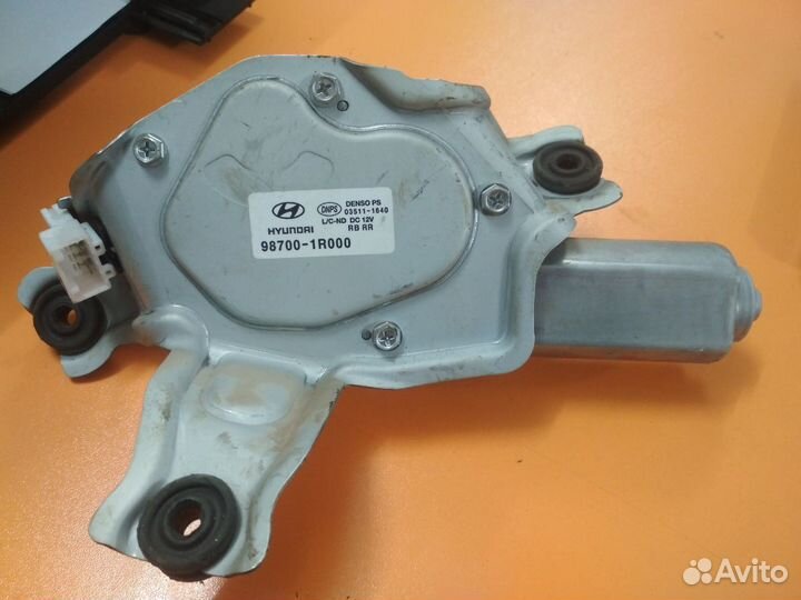 Моторчик дворника задний Hyundai Solaris 1 хэтчбек