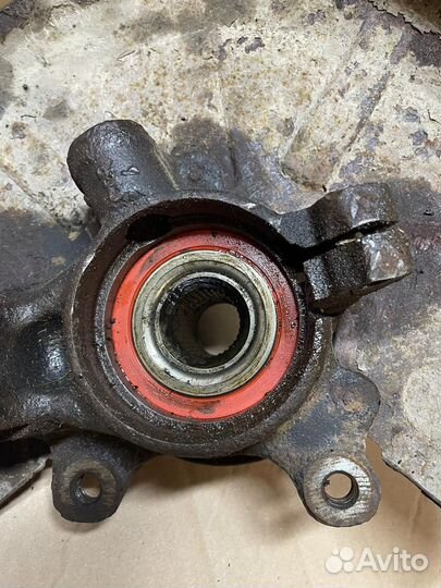 Кулак поворотный передний Audi 80 B3 1.8 PM