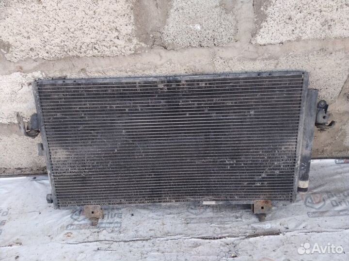 Радиатор кондиционера Toyota Rav4 ACA20 1AZ 2001