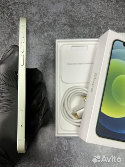 iPhone 12, 64 ГБ