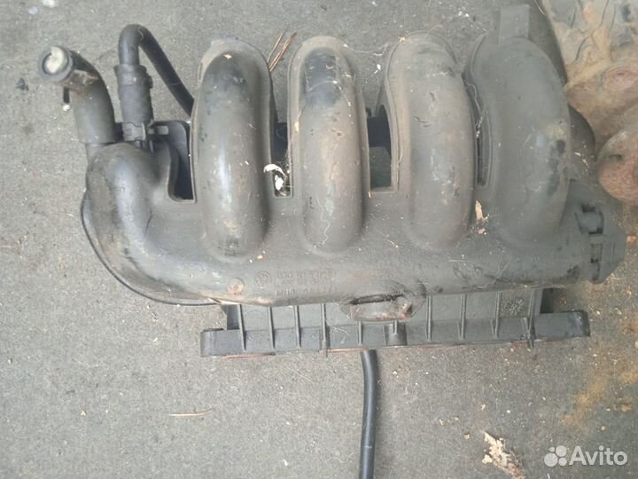 Впускной коллектор Volkswagen pointer 1.0