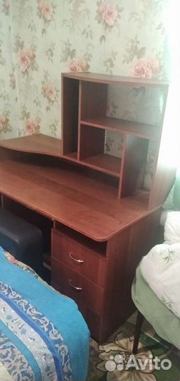 Компьютерный стол