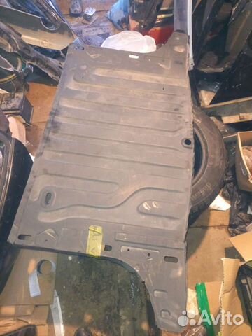 Пол багажника Renault Sandero 1