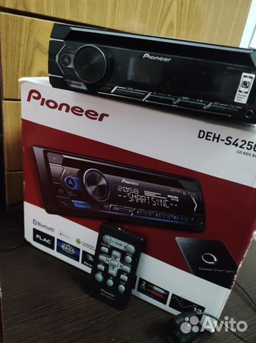Автомагнитол Pioneer DEH-S4250BT