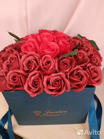 Шикарный букет на 8е марта из мыльных роз