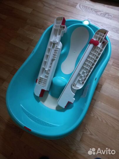 Детская ванночка для купания с подставкой