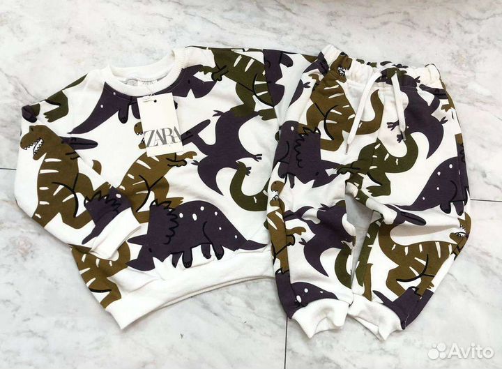 Костюм на мальчика 110 размер