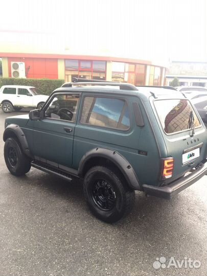 LADA 4x4 (Нива) 1.7 МТ, 2010, битый, 150 000 км