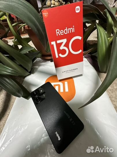 Xiaomi 13, 8/128 ГБ