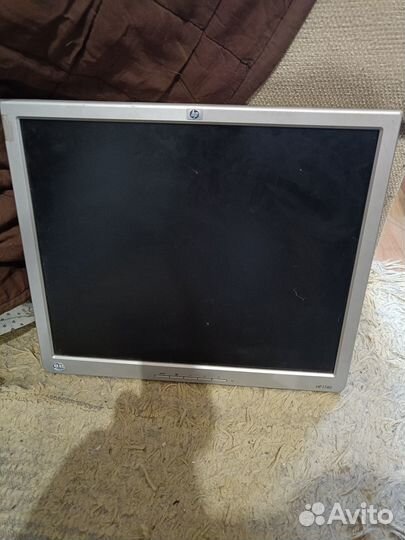 IBM ThinkVision 9417-HB7, HP 1740