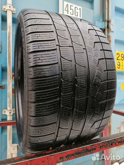 Pirelli Winter Sottozero II 295/30 R19